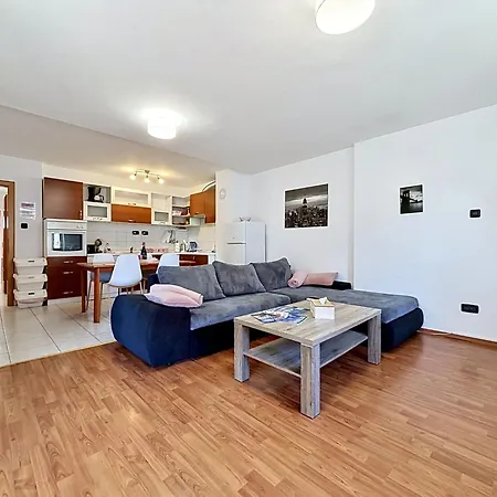 Apartman Emma By Interhome