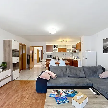 Emma By Interhome Apartman *